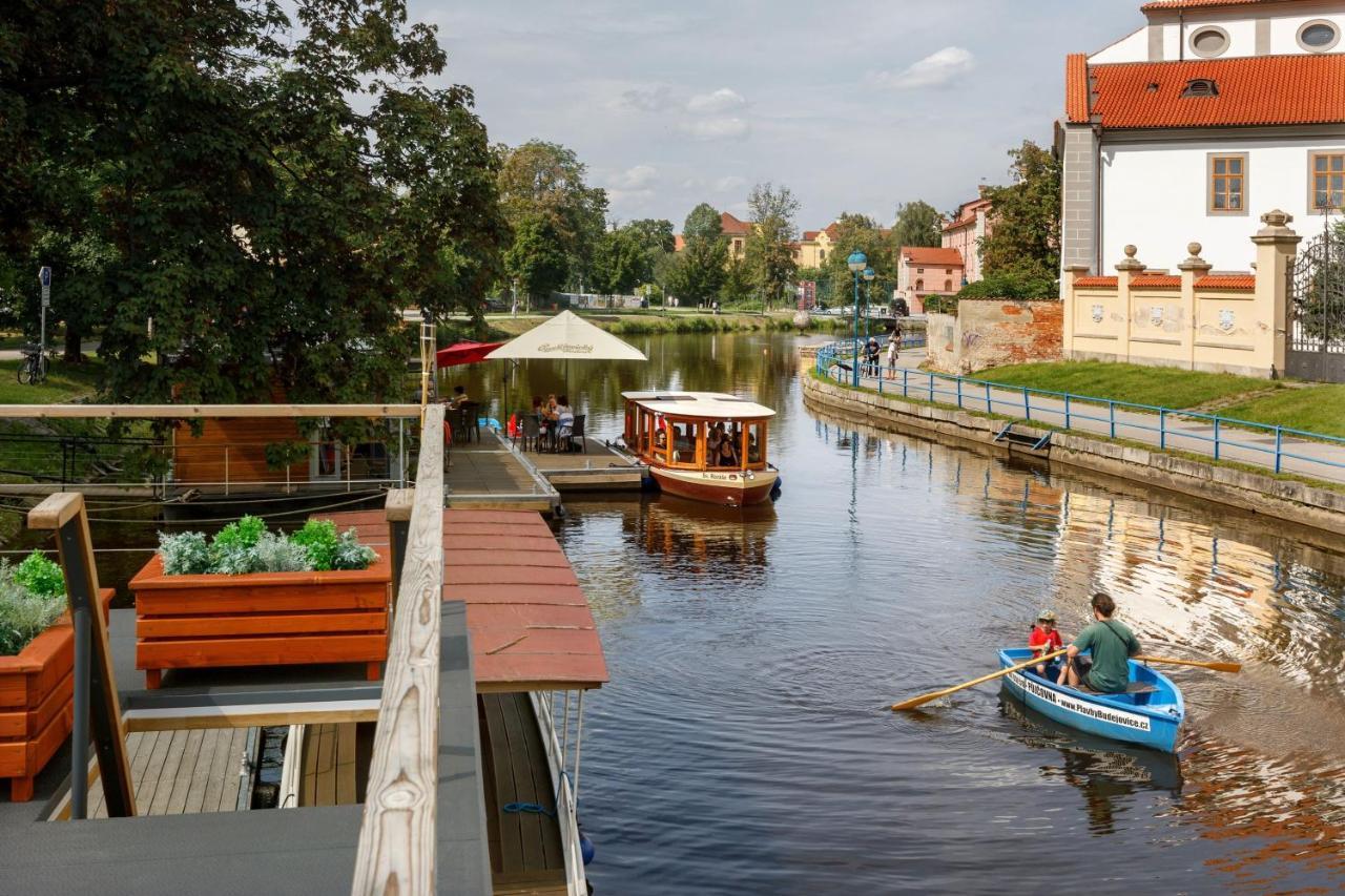 Rezidence Malse - Unikatni Apartmany Na Vode Ceske Budejovice Luaran gambar