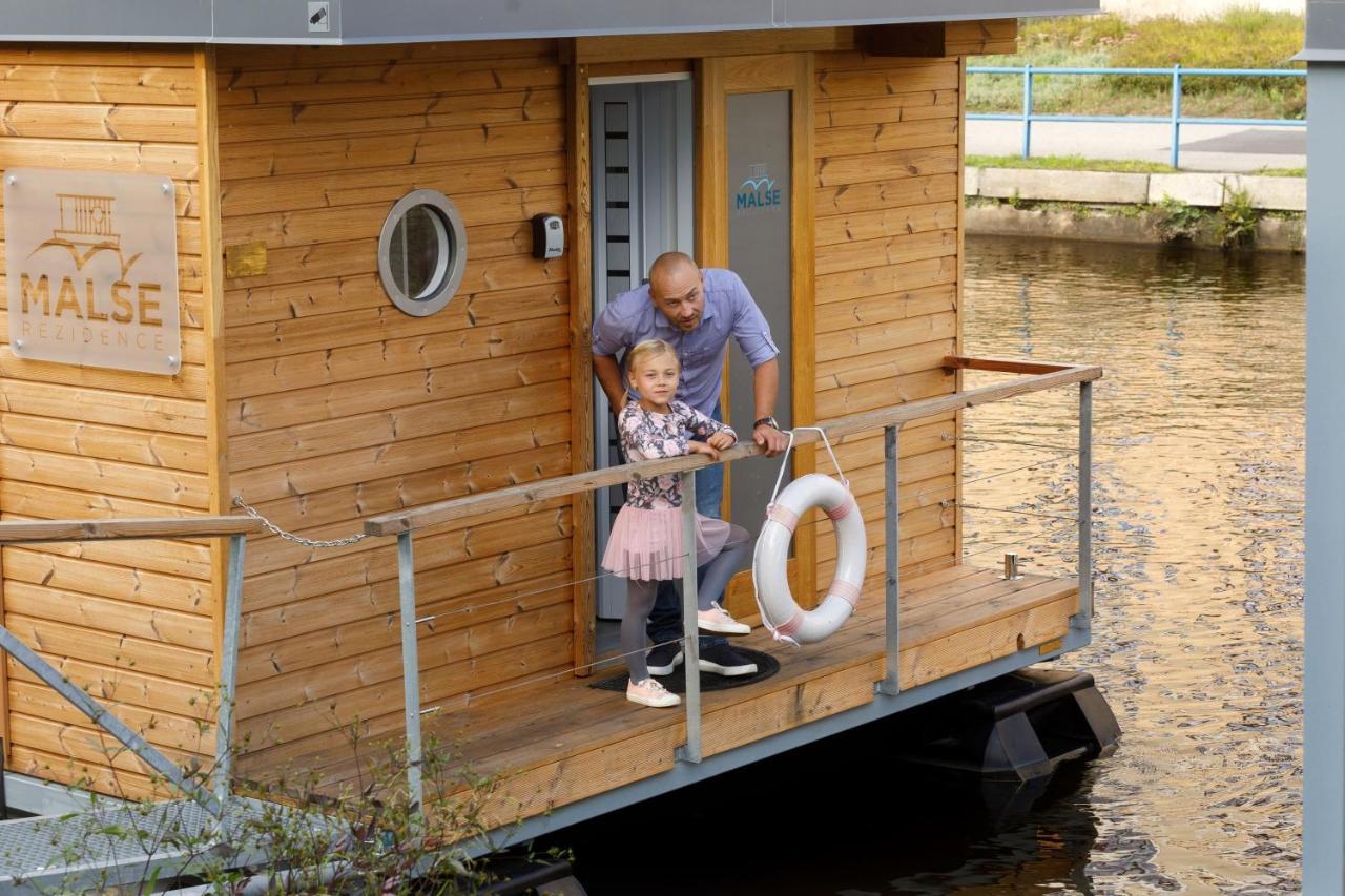 Rezidence Malse - Unikatni Apartmany Na Vode Ceske Budejovice Luaran gambar